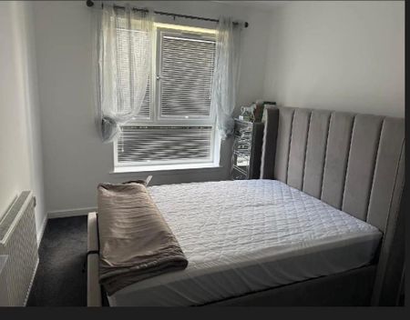 1 bedroom in a house share to rent - Photo 4