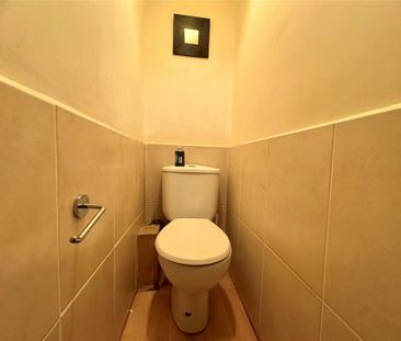 Property to rent - Photo 4