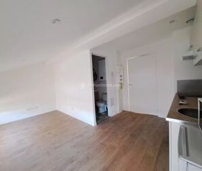 Location Studio 1 pièces 15 m2 à Carmaux - Photo 1