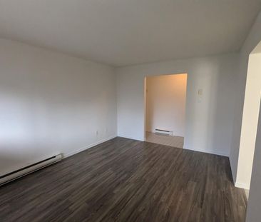 145 Rue Larose ? Grand Appartement Spacieux – Emplacement Stratégiq... - Photo 1