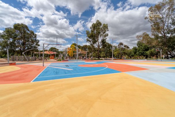 East Perth - Photo 1