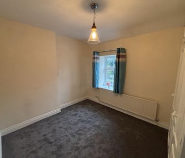 2 bedroom cottage to rent - Photo 1