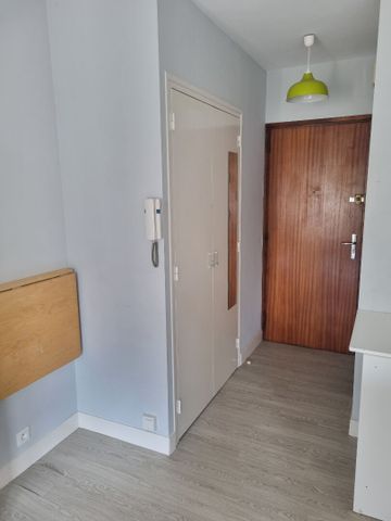 A LOUER Studio meublé 50000 Saint-Lô PROCHE CURIE/COROT/FIM/IUT 1 pièce 24.09 m² - Photo 4