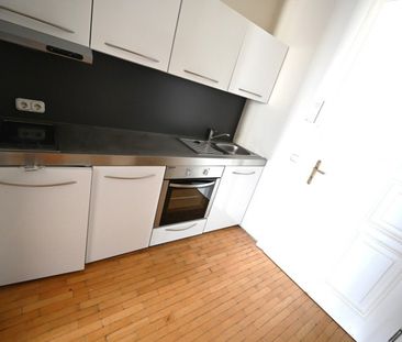 Wohnen mit Stil – Apartment im historischen Gebäude mit Donau-Blick - Photo 5