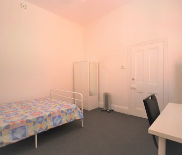 5-bedroom shared house / townhouse, Philip street - Photo 2