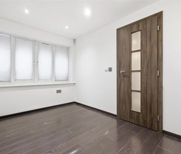 4 Bedroom House - Detached - Photo 5