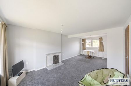 3 bedroom House To Let - Photo 2