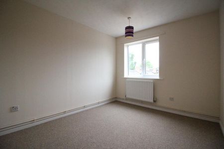 2 bedroom townhouse to rent - Photo 4