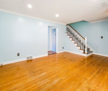 For Lease - 4433 Meadowvale Drive, Niagara Falls, Ontario - Photo 1