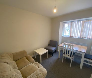 1 Bed Flat, Hollydale Road, B24 - Photo 1