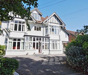 Wych Hill Lane, Woking - Photo 5