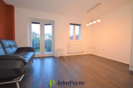 Crediton Close, Styvechale, Coventry, CV3 5PX - Photo 5