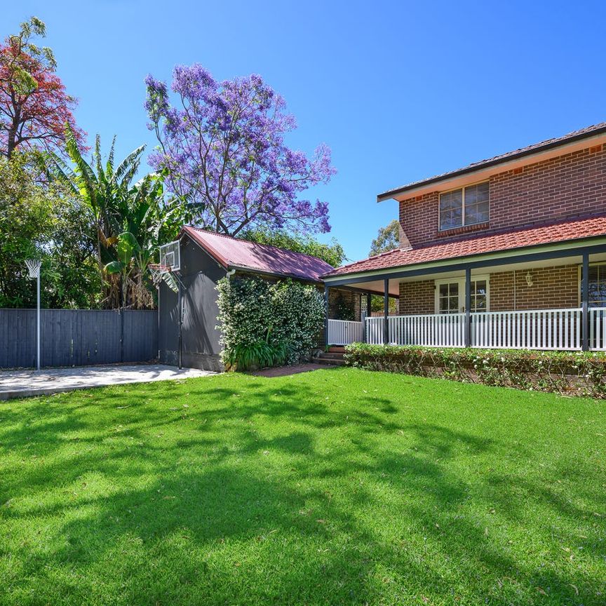 Modern Family Comfort in a Peaceful Cul-de-Sac Setting - Photo 1