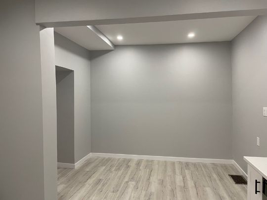 239 Percy Street - B - Photo 1