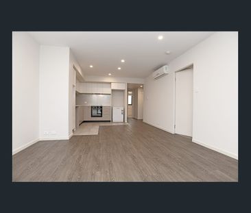 GROUND FLOOR APARTMENT WITH RESORT STYLE FACILITIES - Photo 3
