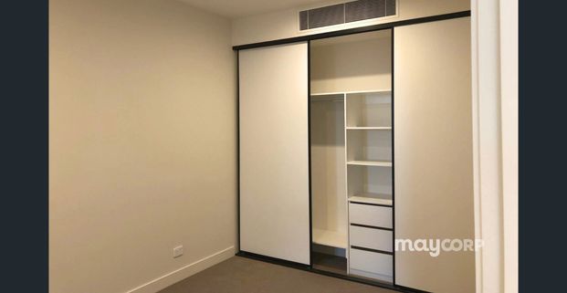 Conveniently Located One-Bedroom apartment directly across from The Pines Shopping Centre - Photo 1