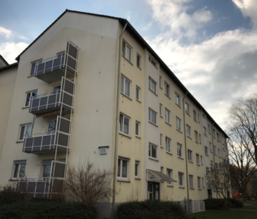 Sonnige 2-Zimmer-Wohnung mit Balkon! - Photo 1