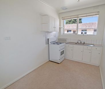 11/30 Ross Street, Northcote VIC 3070 - Photo 5
