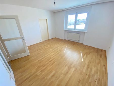 4 ZIMMERWOHNUNG MIT BALKON NÄHE MOZARTKREUZUNG - Foto 5