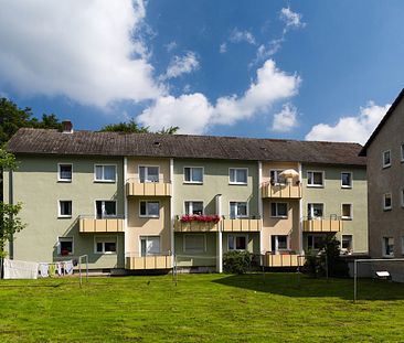 Gut geschnittene Wohnung mit Balkon - Foto 1