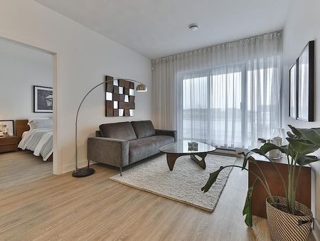 2505 Boulevard Marcel-Laurin, Montréal, QC - Photo 5