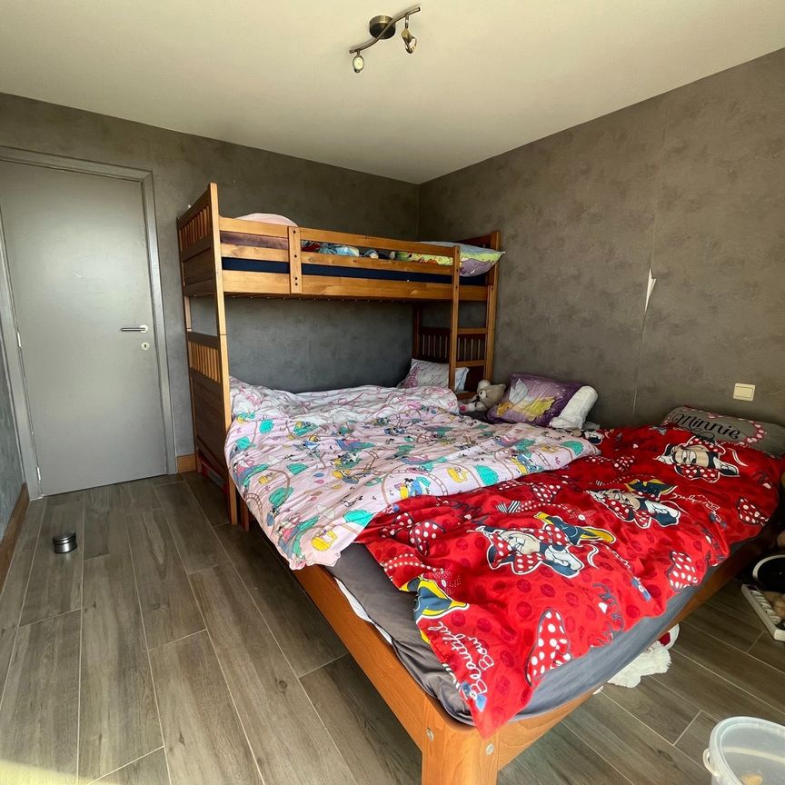 UNIEK GELEGEN 3 slaapkamer appartement met FRONTAAL ZEEZICHT - Photo 1