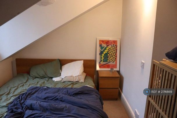 1 bedroom flat to rent - Photo 1