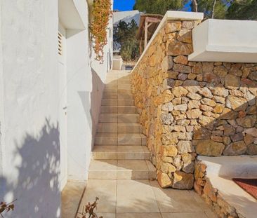 4 room luxury House for rent in Sant Antoni de Portmany, Spain - Photo 3