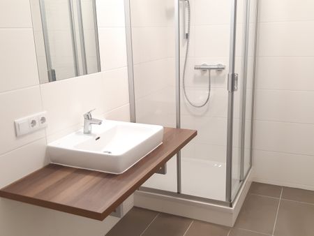 WEIHNACHTSAKTION: 1. MONAT MIETFREI: SCHÖNE 2-ZIMMERWOHNUNG MIT TOP AUSSTATTUNG+ BALKON + TG - Foto 5