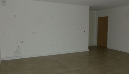 Appartement 3 pièces 78m2 REIMS 1 100 euros - Photo 4