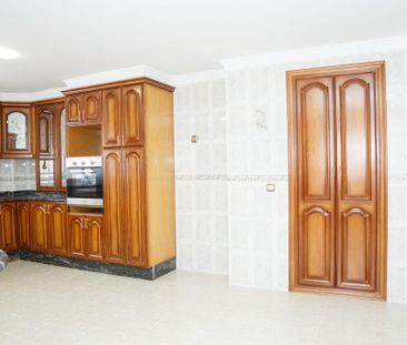 Luxury Villa for rent in Chiva, Valencia - Photo 1