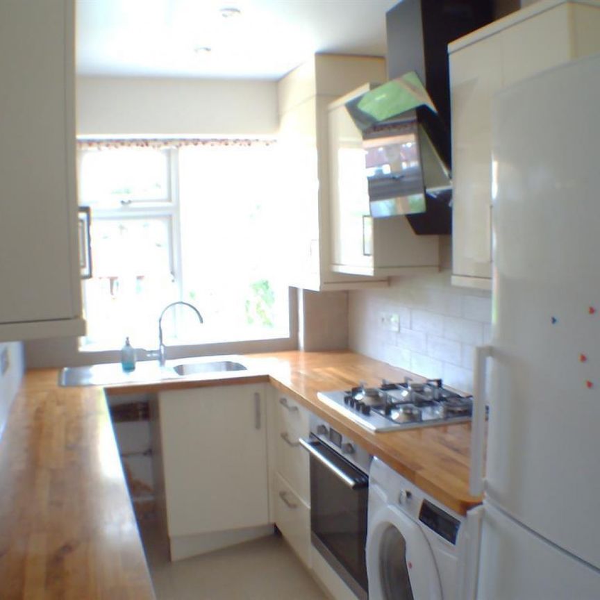 3 bedroom House To Let - Photo 1