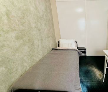 Room 2 #329A - Photo 3