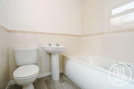 St. Peters Street, Lowestoft, NR32 - Photo 5
