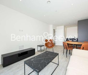 Kew Bridge Rise, Brentford, TW8 - Photo 2