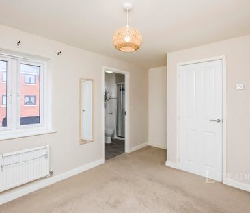 3 bedroom house to rent Carlen Drive, Derby, Derbyshire, DE24 - Photo 3