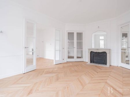 Rental Apartment Paris 8th Europe - Photo 4