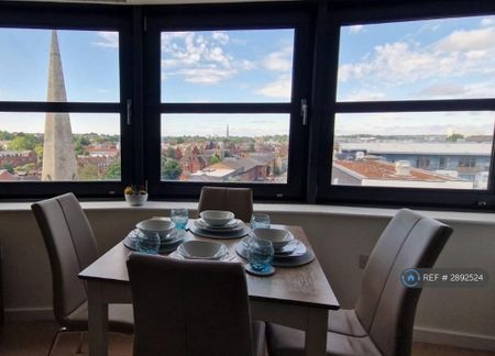 2 bedroom flat to rent - Photo 2