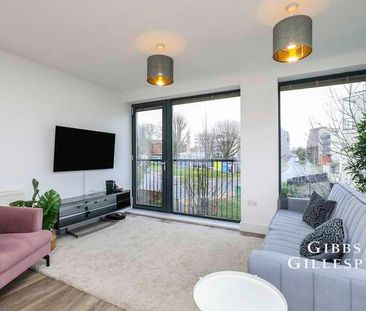 Tangmere Crescent, Uxbridge, UB10 - Photo 3