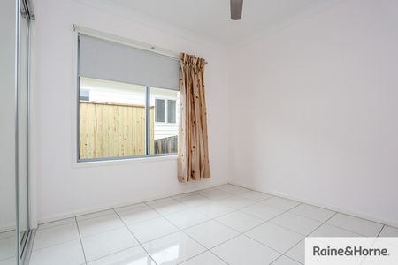 Modern home in a great location !!! - Photo 3