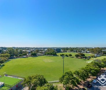 Great views over the Park - Photo 6