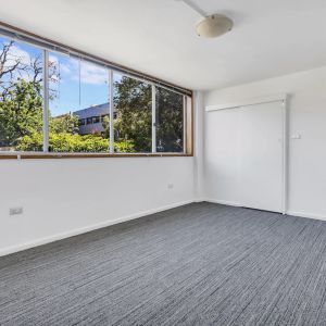 Conveniently Located Studio - Photo 3