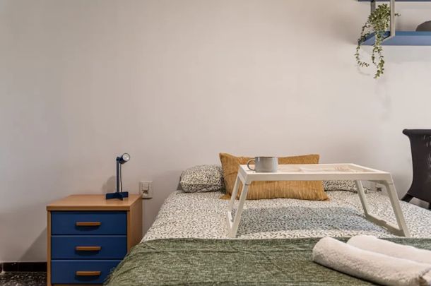 Gran Vía de Fernando el Católico, Valencia, Valencian Community 46008 - Photo 1