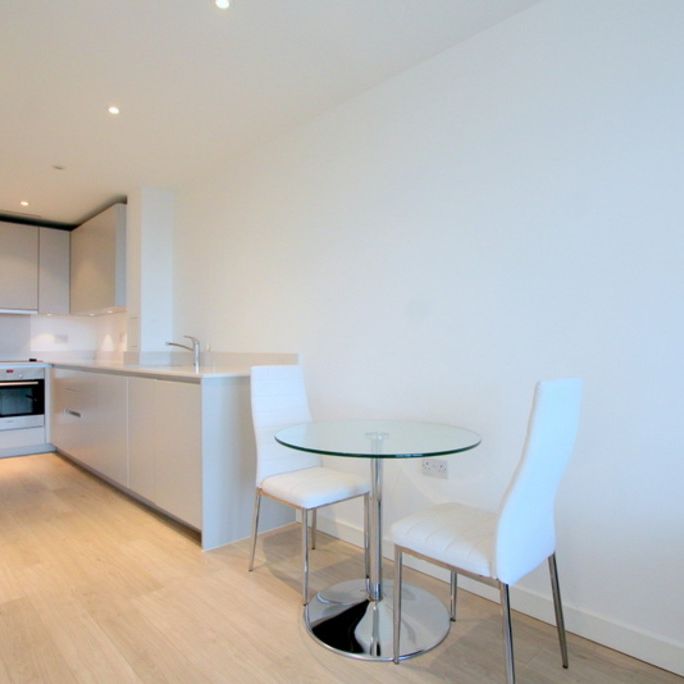 1 Bedroom Apartment, 1 Saffron Central Square - Photo 1