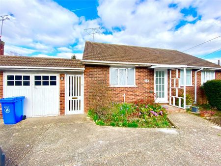 3 bedroom bungalow to rent - Photo 2