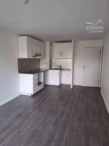 A LOUER, Courcouronnes, T3 récent R+1 - 56m² + balcon + parking double | Cimm Immobilier - Photo 2