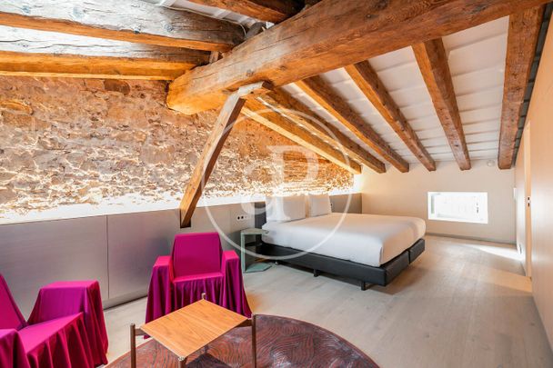 Piso de alquiler en Plaça de Sant Just, Barri Gòtic - Photo 1