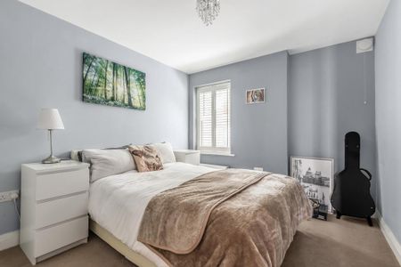 2 bedroom link detached house to rent - Photo 3