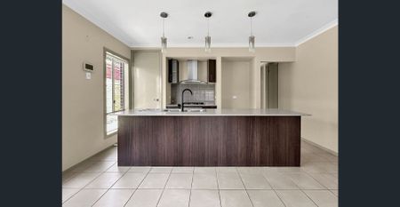 FANTASTIC LOCATION! - Photo 3