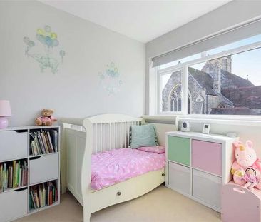 St. Peters Close, Bushey Heath, Bushey, WD23 - Photo 4